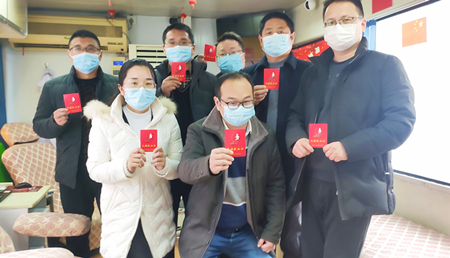 ��˾�M�������ӟo���IѪ���